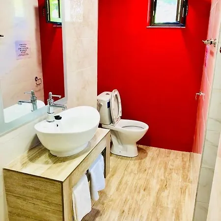 Briza Boutique Hotel 3*