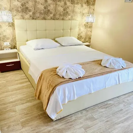 Briza Boutique 3* Эфорие-Суд
